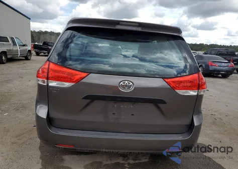 2013 Toyota Sienna from USA, damaged, VIN 5TDZK3DC7DS371232